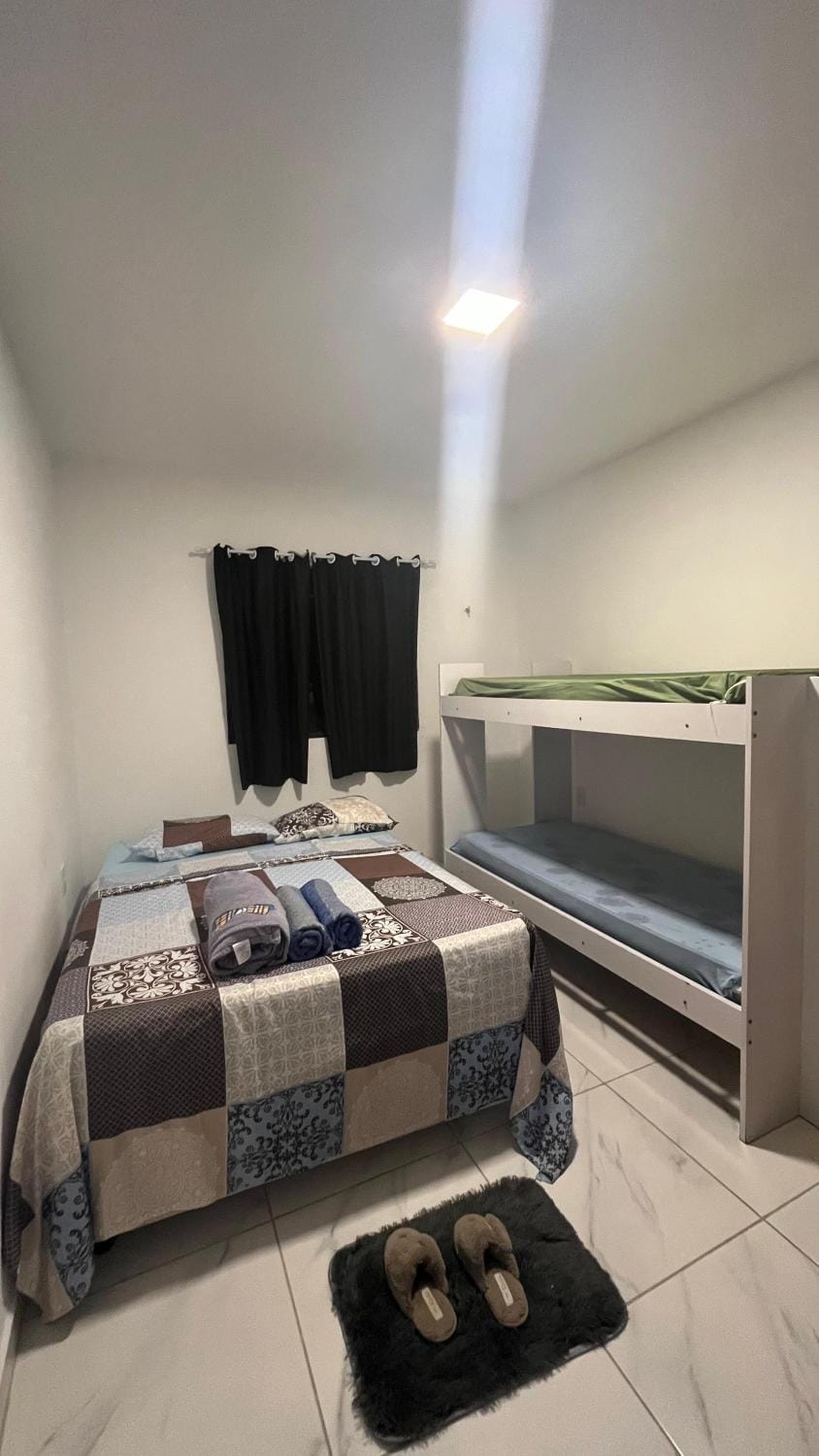 Bed, Photo of the whole room, Bedroom, bunk bed, towels