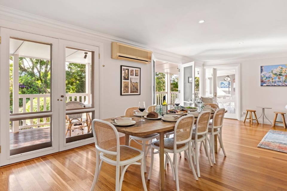 Brae View House - Pet Friendly and Heated Pool House in Berry
