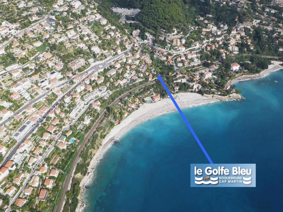 Appartement 8 personnes avec Wi-Fi, vue mer depuis le balcon - FR-1-827-2 Apartment in Roquebrune-Cap-Martin