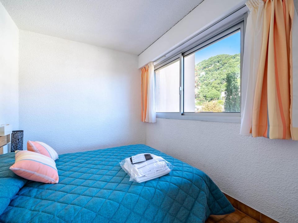 Appartement spacieux pour 8, Wi-Fi, vue mer - FR-1-827-21 Apartment in Roquebrune-Cap-Martin