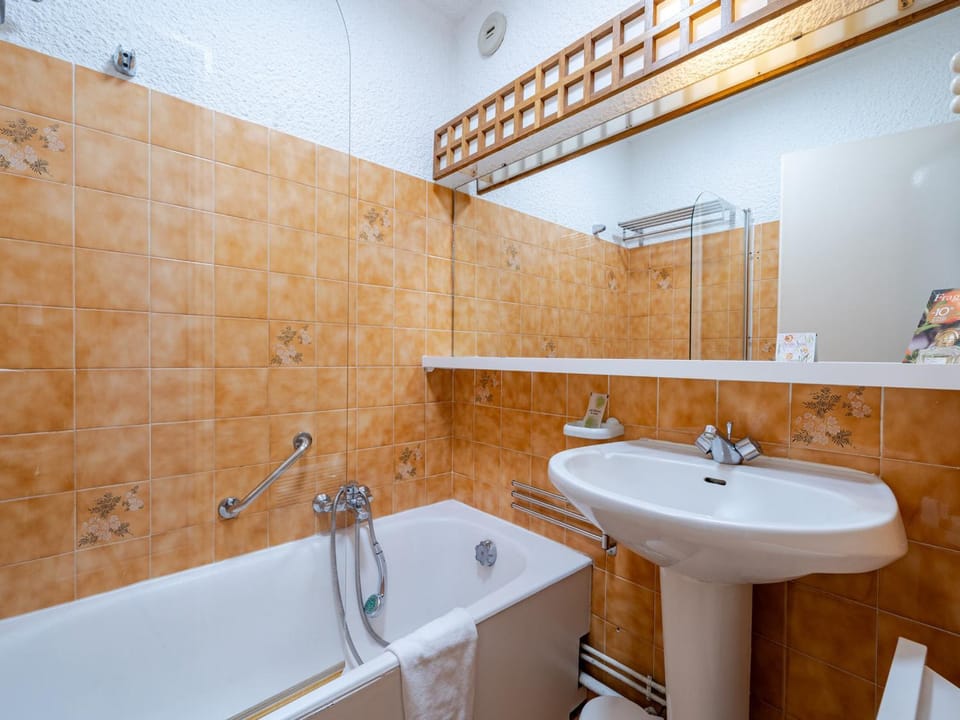 Studio 4 pers., balcon vue mer, Wi-Fi inclus - FR-1-827-49 Apartment in Roquebrune-Cap-Martin