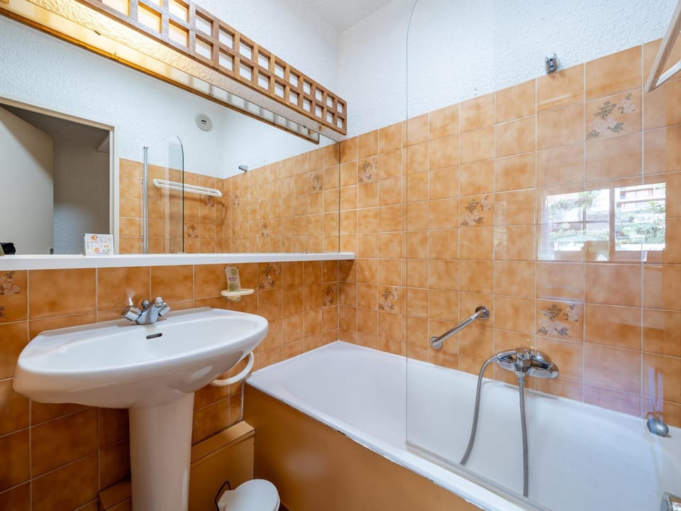 Studio 4 pers avec Wi-Fi, aperçu mer - FR-1-827-63 Apartment in Roquebrune-Cap-Martin