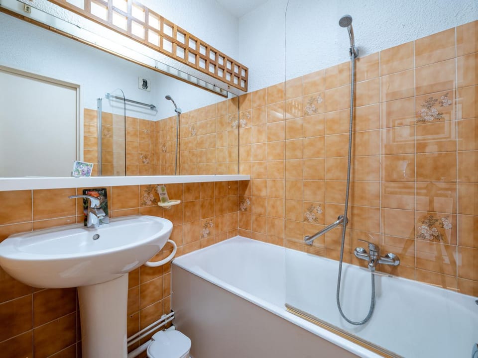 Appartement pour 8 personnes avec Wi-Fi, vue mer - FR-1-827-57 Apartment in Roquebrune-Cap-Martin