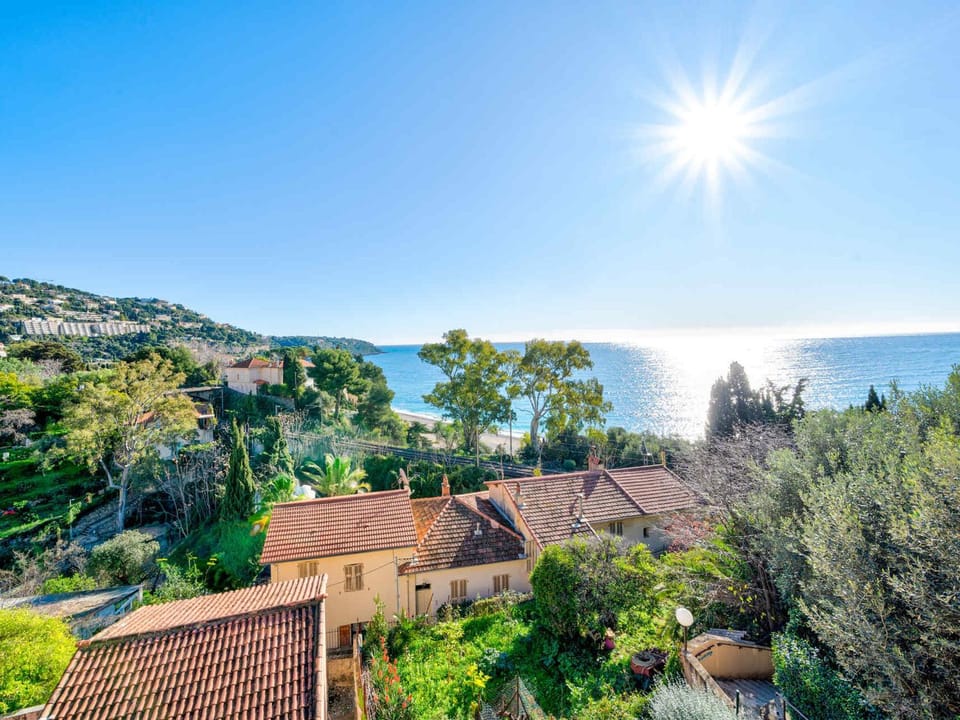 Studio 4 pers. avec Wifi et vue mer, Roquebrune-Cap-Martin - FR-1-827-66 Apartment in Roquebrune-Cap-Martin