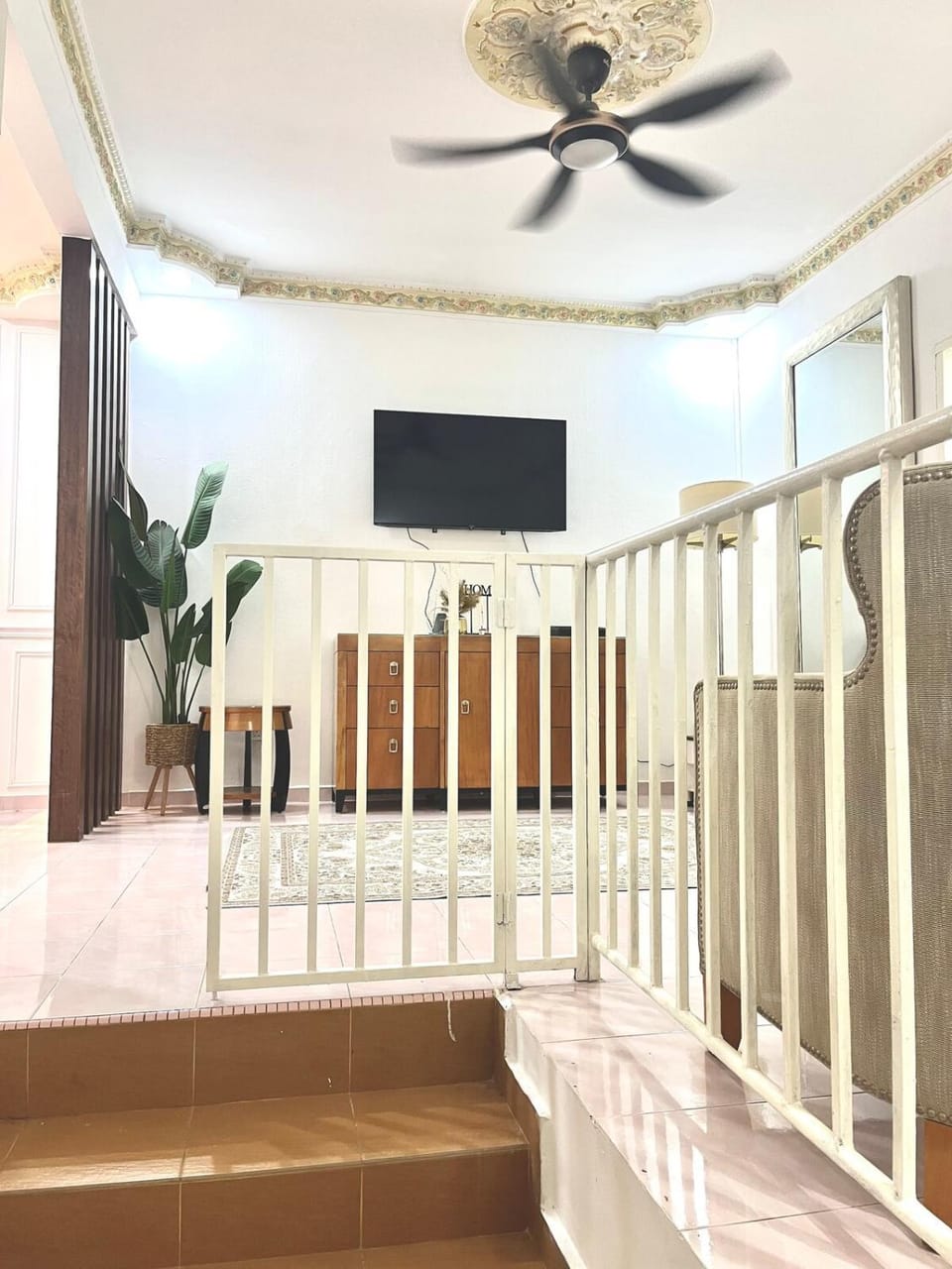 Serene Homestay Family near KL City Center with Spacious & Comfort Stay Shoplot House in Federal Territory of Kuala Lumpur