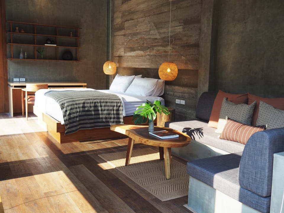 Bed, Living room, Seating area, Bedroom