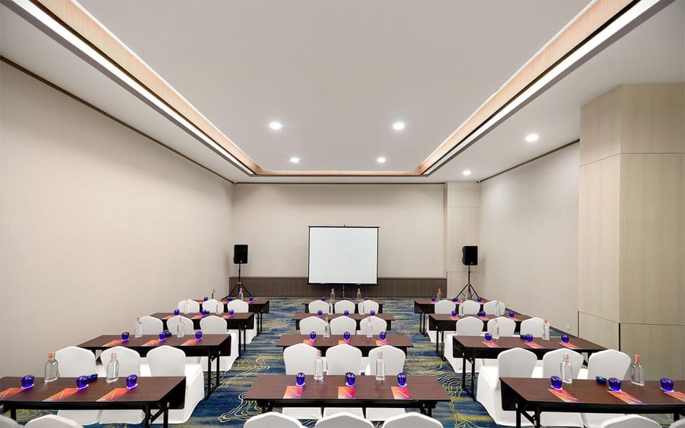 Meeting/conference room