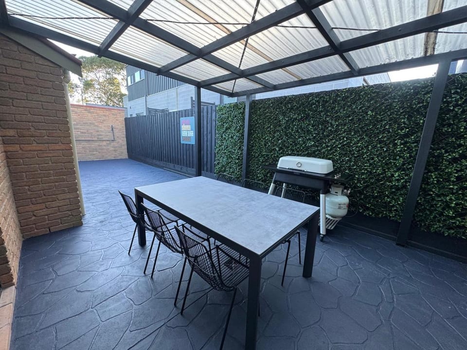 Balcony/Terrace, Dining area