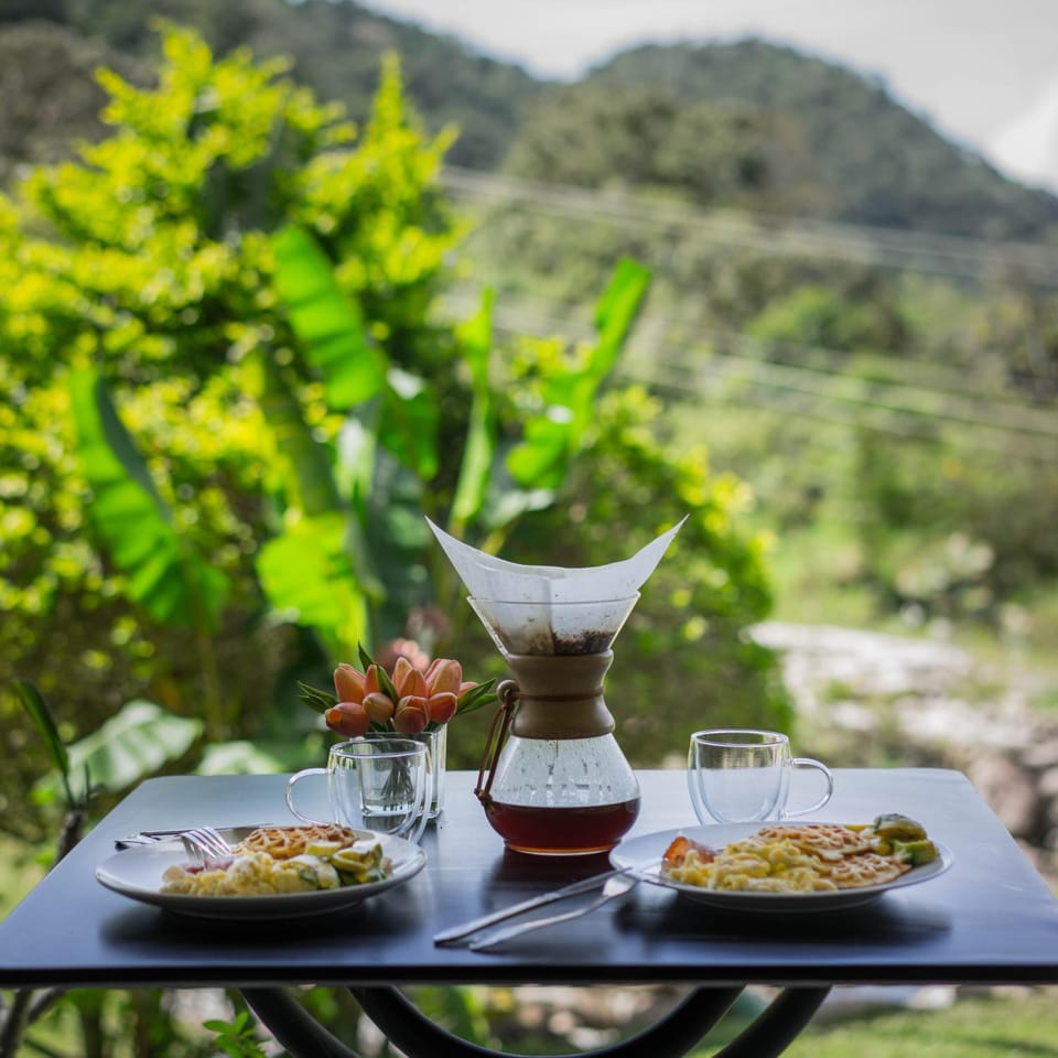 Day, Natural landscape, Dining area, Mountain view, furniture