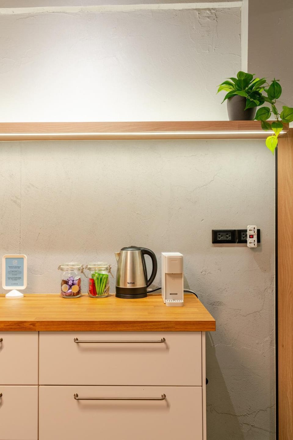 Coffee/tea facilities, Kitchen or kitchenette