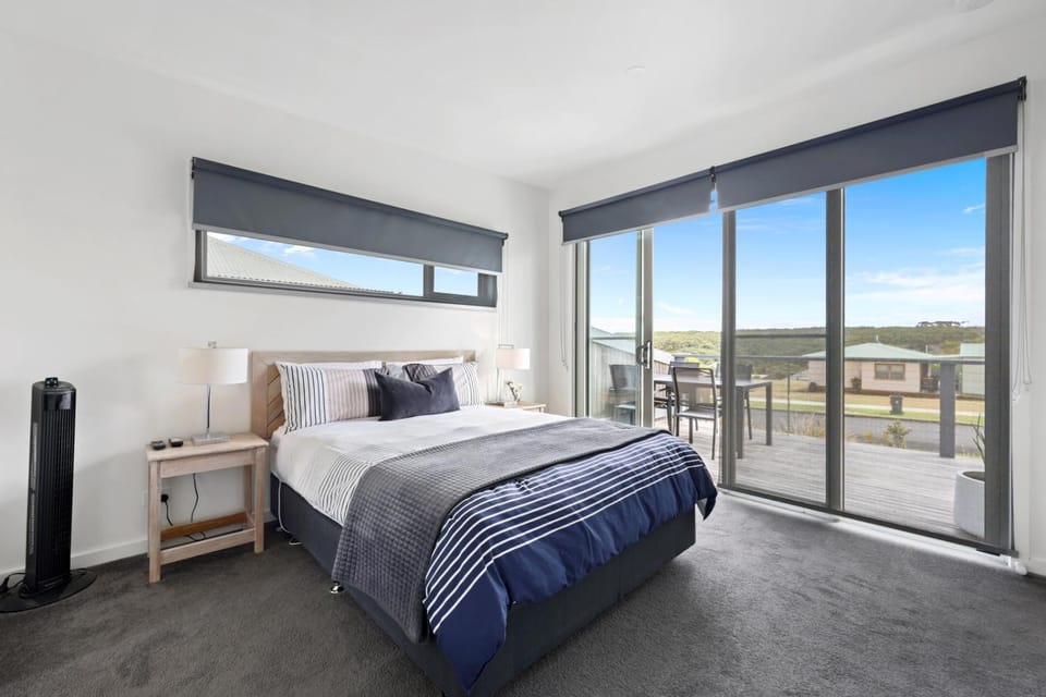 Bed, View (from property/room), Balcony/Terrace, Bedroom