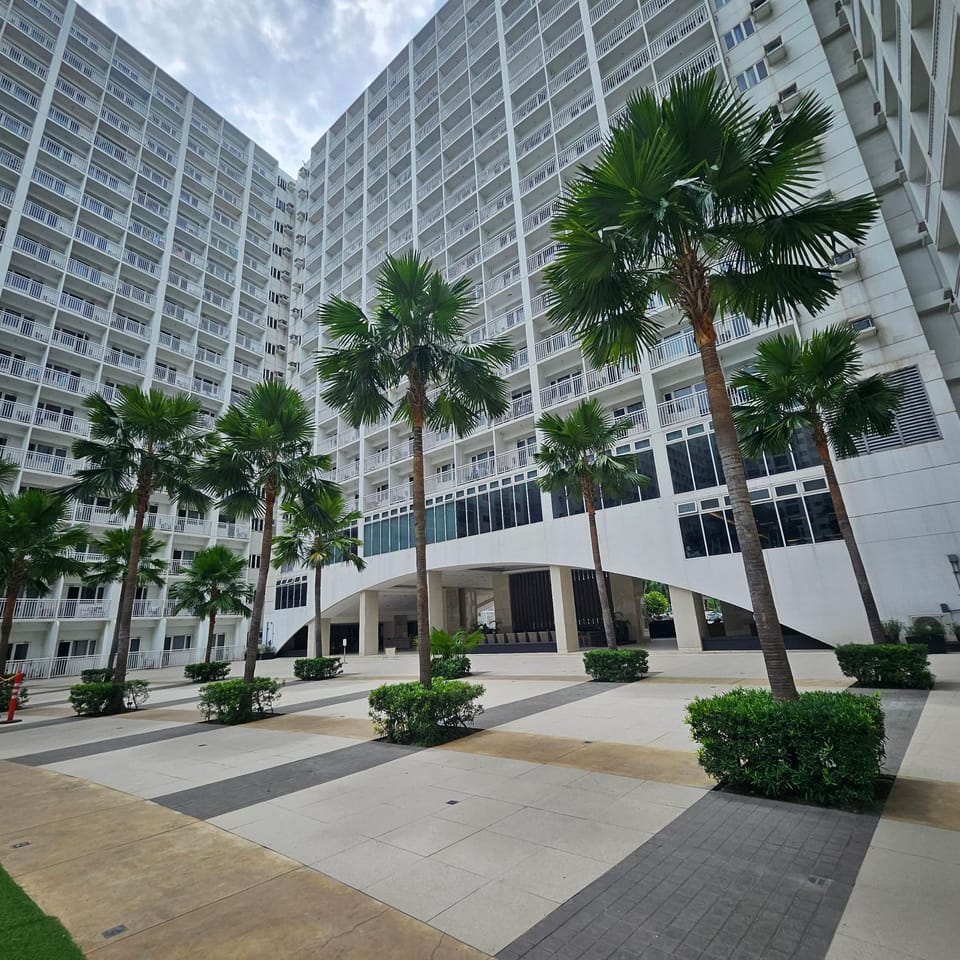 Cathys Haven Urban Escape in MOA Apartment in Pasay