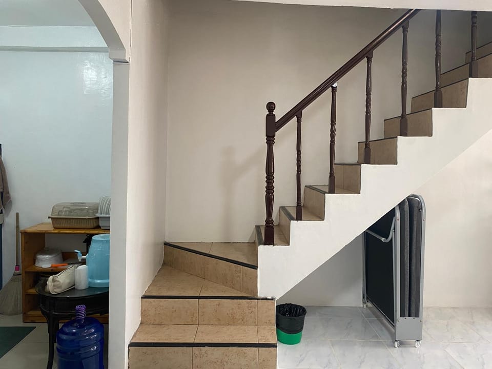 Two-Storey House for Big Groups House in Lapu-Lapu City