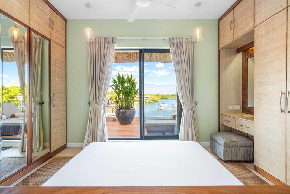 Zodiac Penthouse - Sea & Mountain Apartment in Rivière Noire District, Mauritius