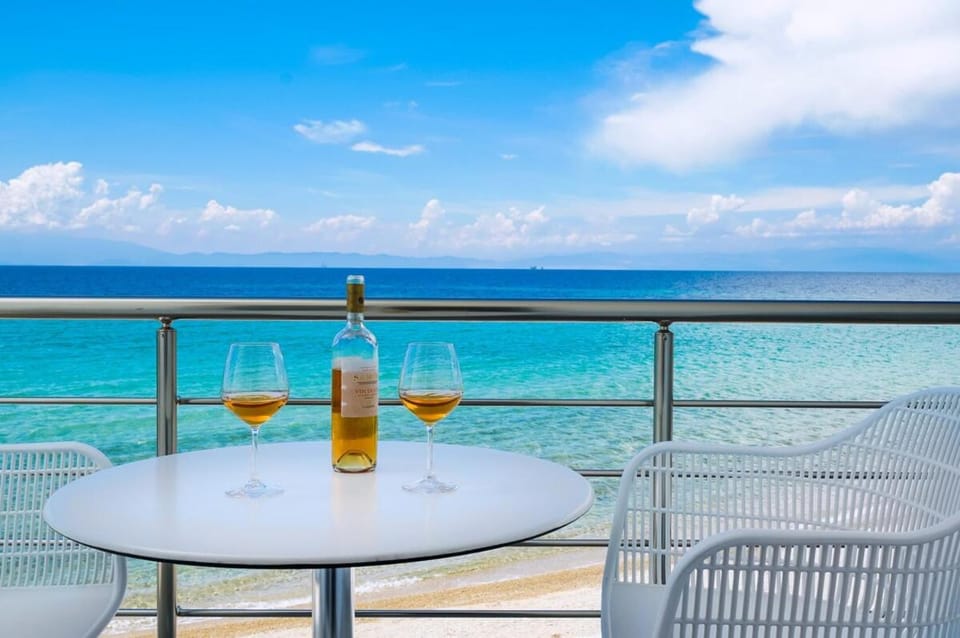 Natural landscape, View (from property/room), Balcony/Terrace, Beach