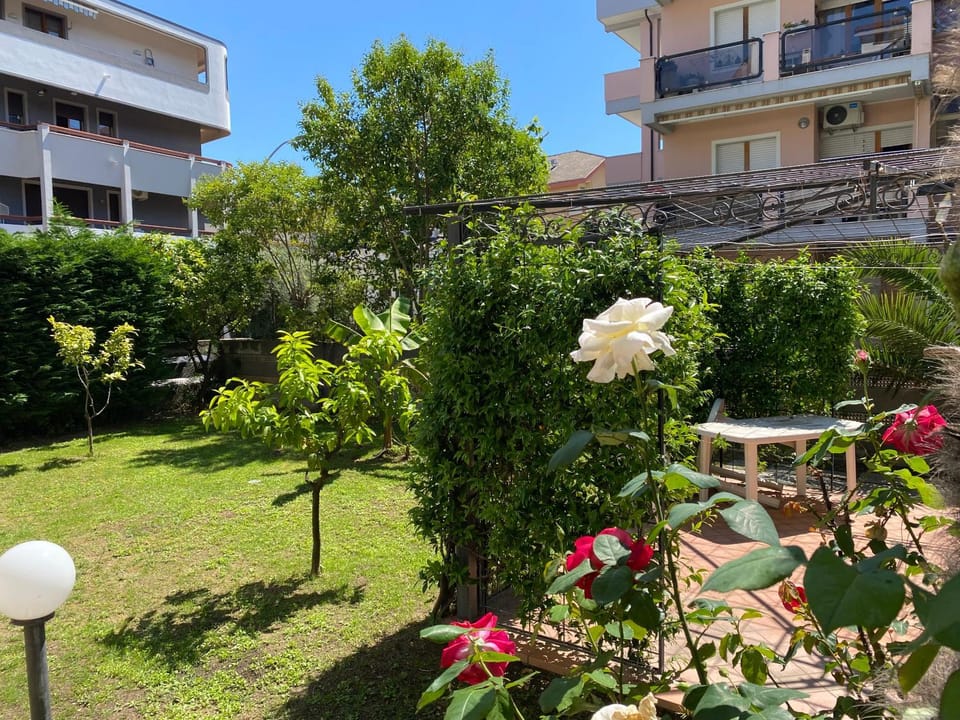 Garden, Garden, Garden view