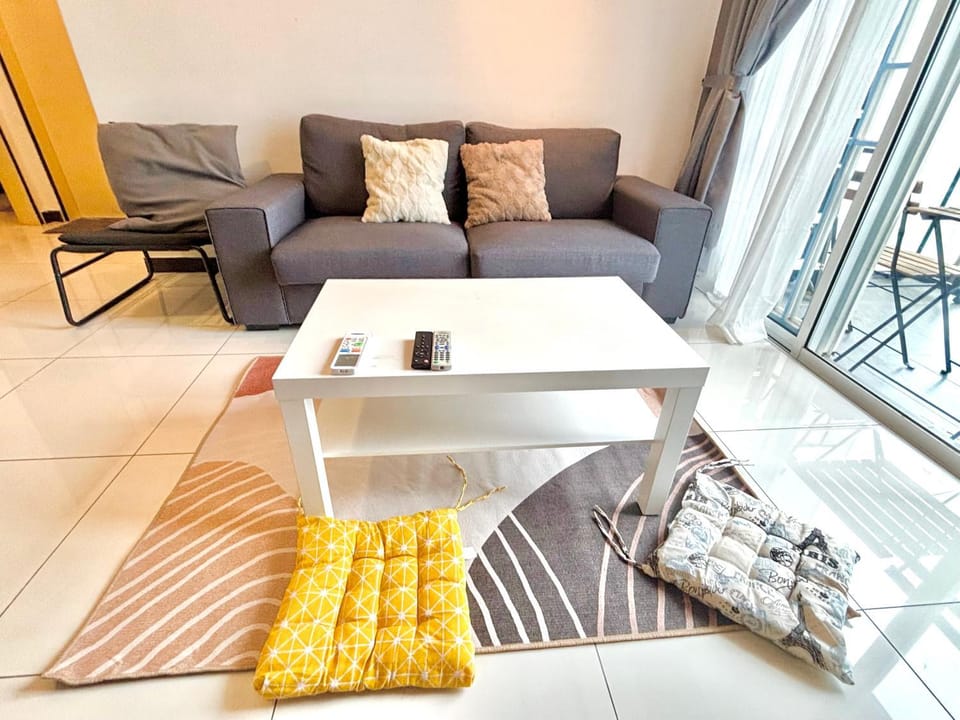 Puchong Skypod 9pax Near Sunway Apartment in Subang Jaya