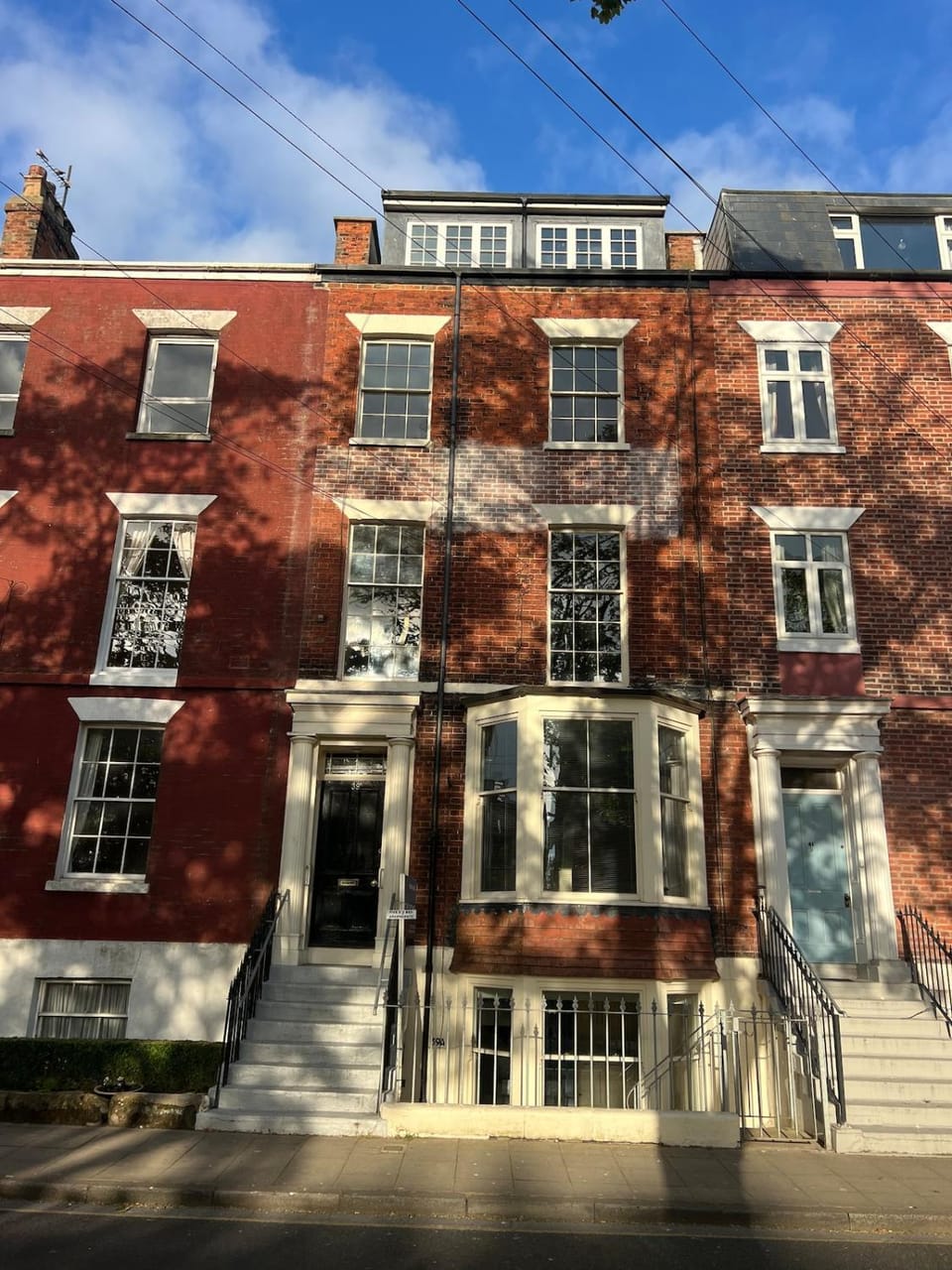 Stylish flat with parking, stones throw to the beach Apartment in Filey