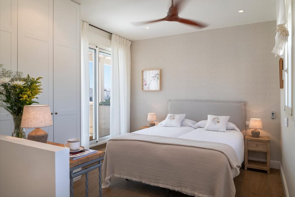 Bed, Bedroom, wardrobe