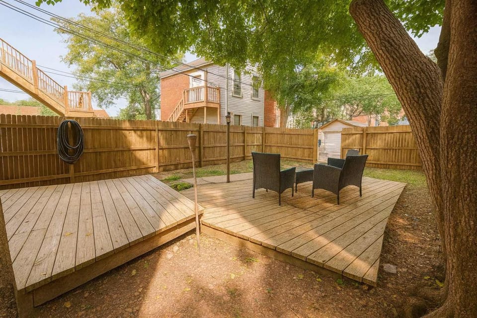 Patio, Day, Garden
