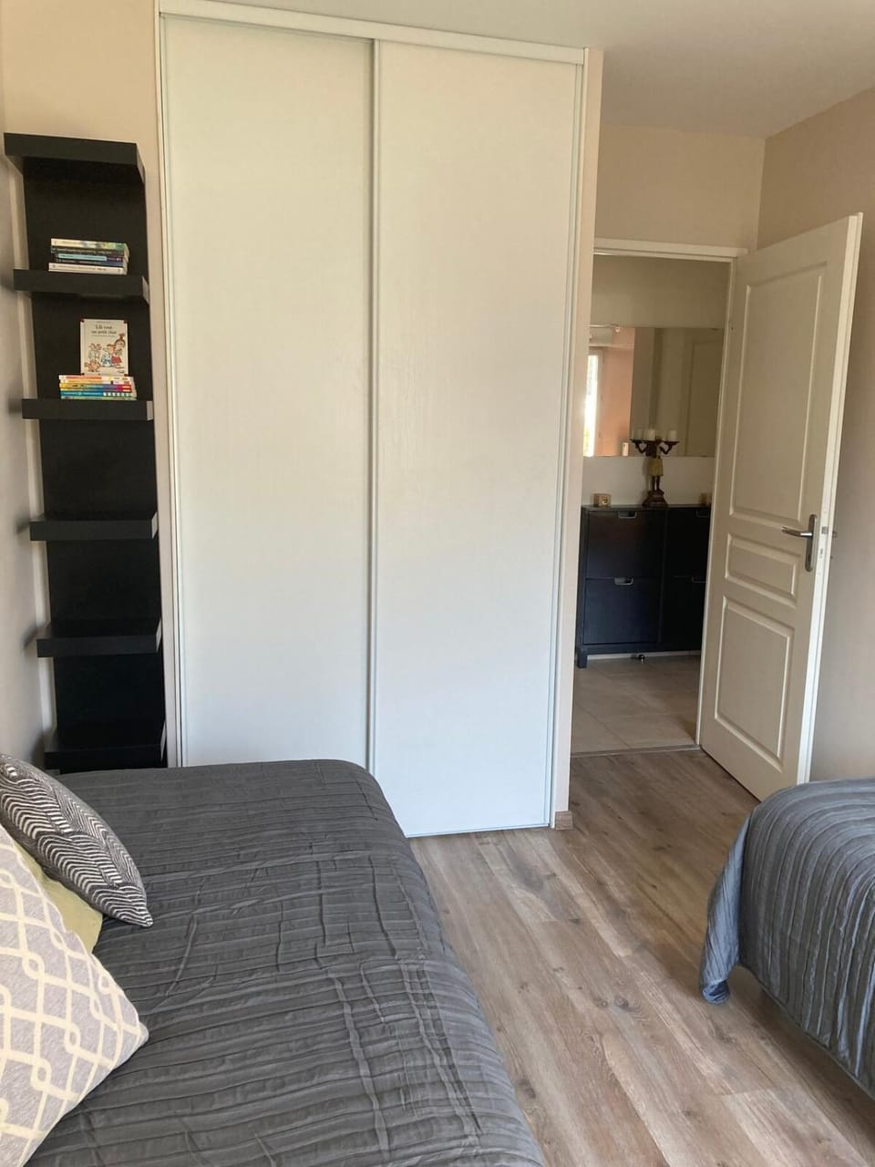 Bed, Bedroom, wardrobe