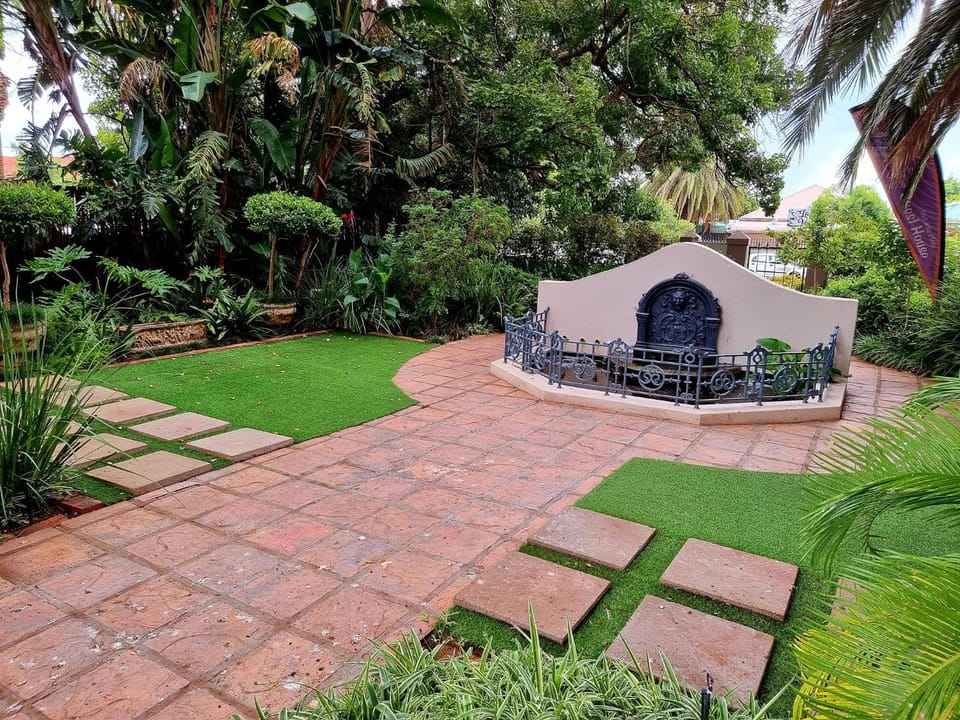 Garden, Garden view