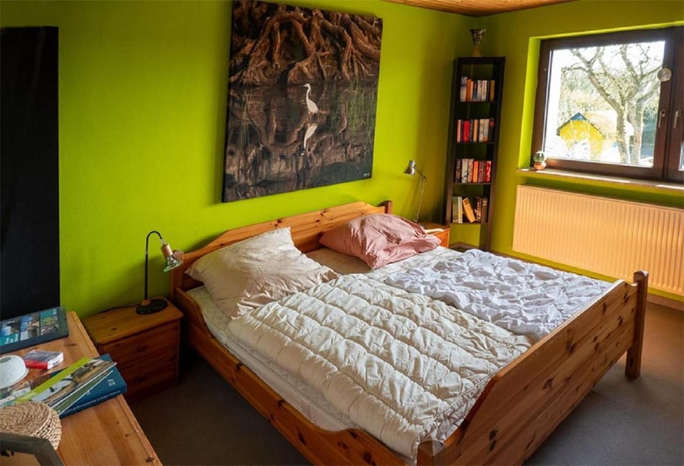 Bed, Photo of the whole room, Bedroom