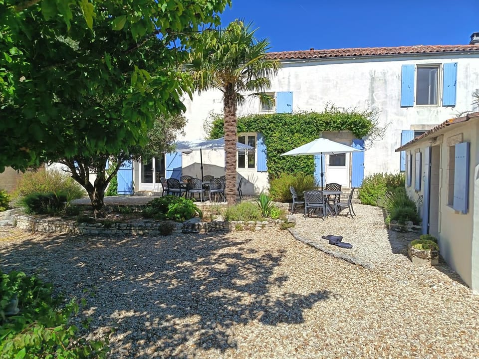 Property building, Garden