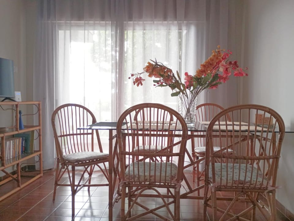 TV and multimedia, Living room, Dining area, Sea view