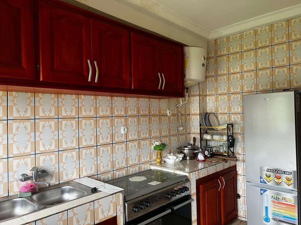 Appartement Jardin Dachille - Résidence Shalom Bonamoussadi avec Wifi, Clim, Parking, Gardien 24h Apartment in Douala
