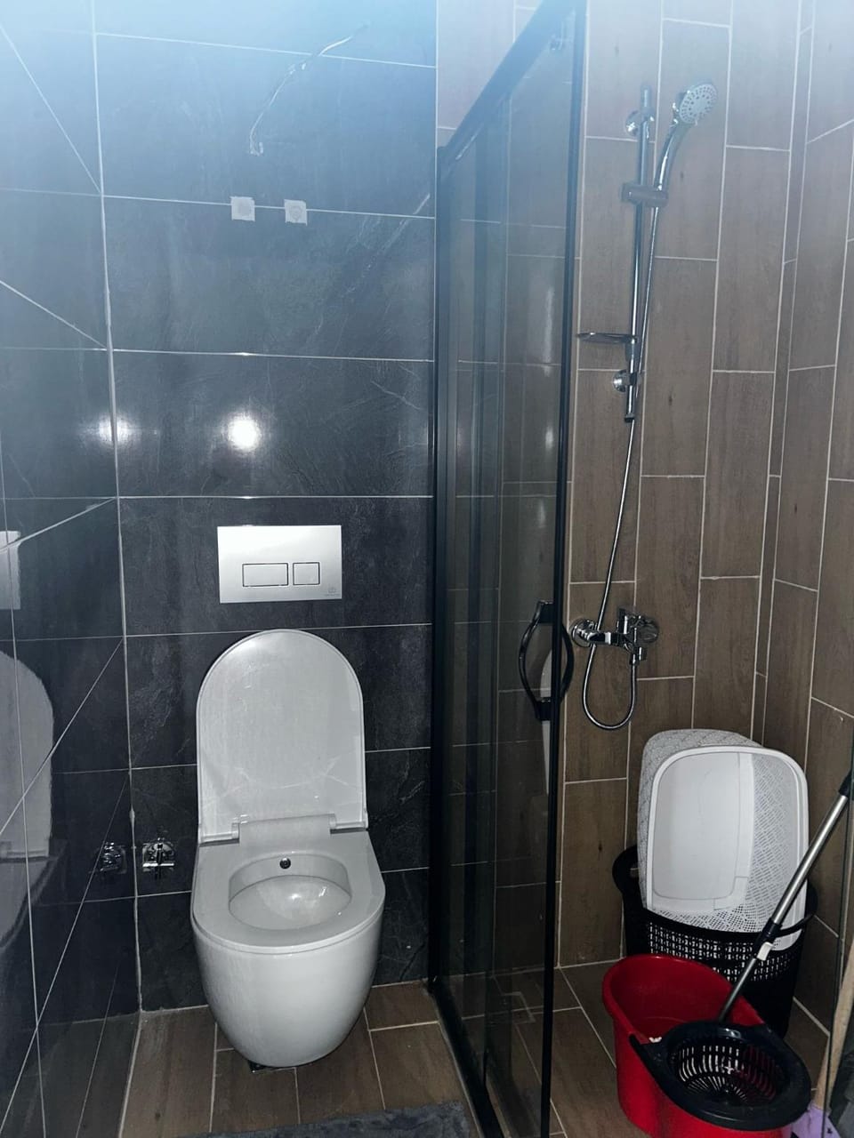 Shower, Toilet, Bathroom