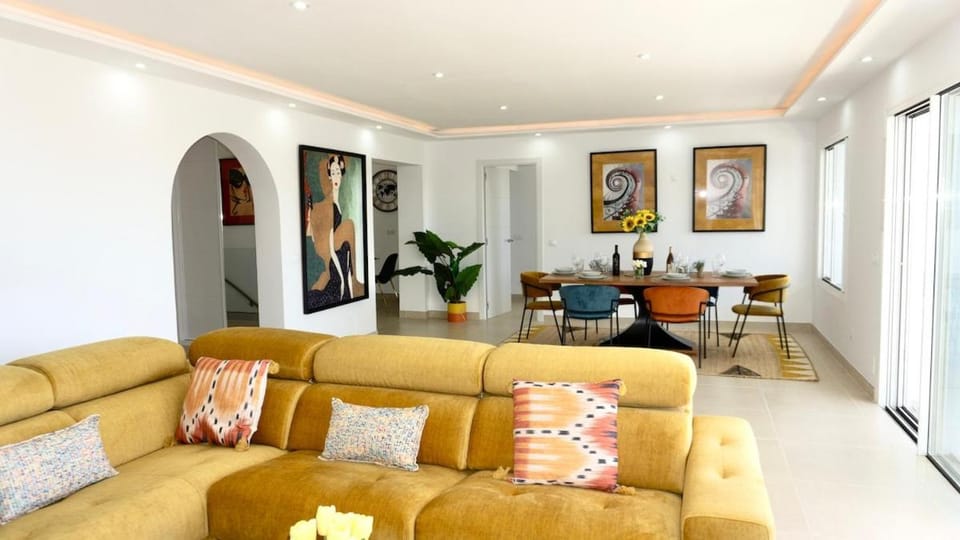 Luxury Villa - Pool - Sea Views - El Chaparral Villa in Costa del Sol