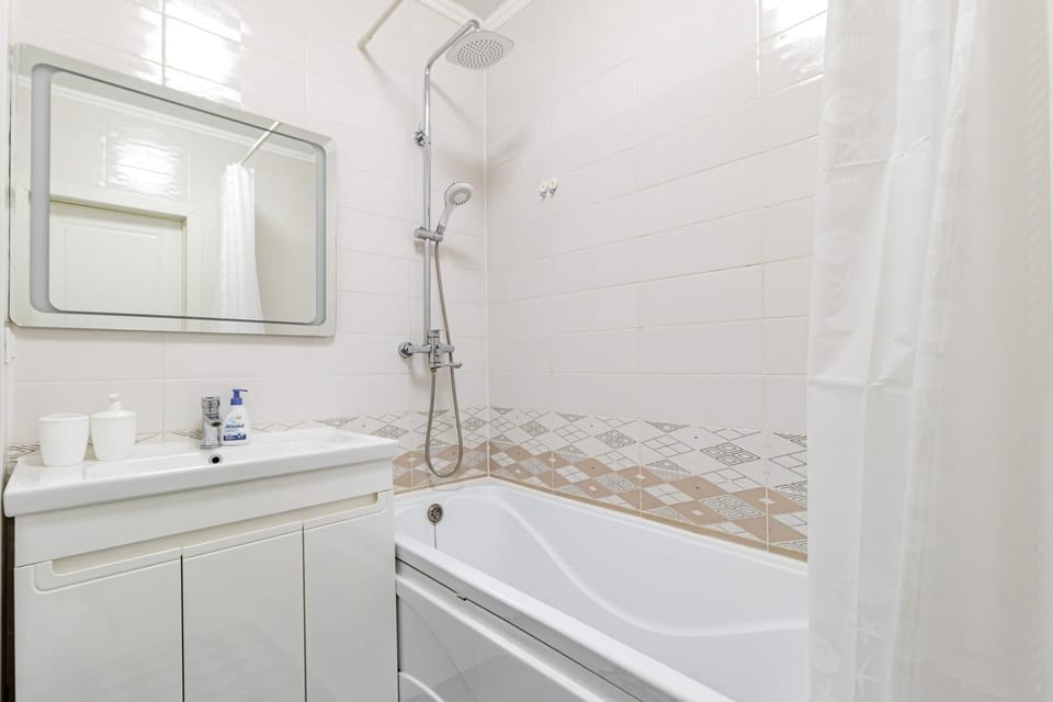 Shower, Bathroom, Bath, towels
