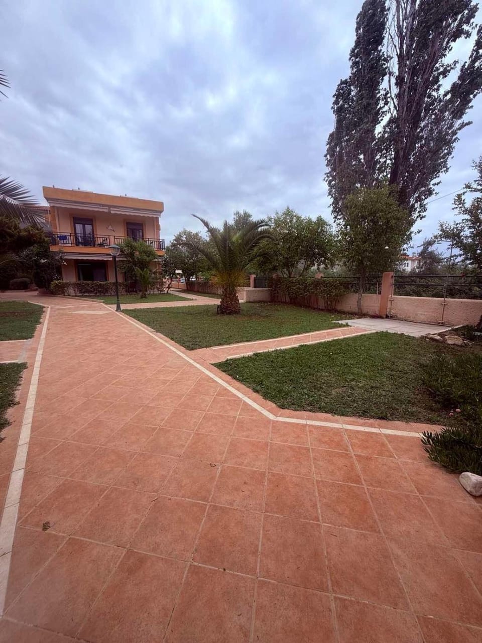 Alexandra Sunshine Apartments Apartment hotel in Nikiti