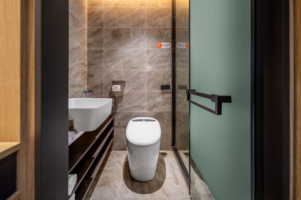 Toilet, Bathroom