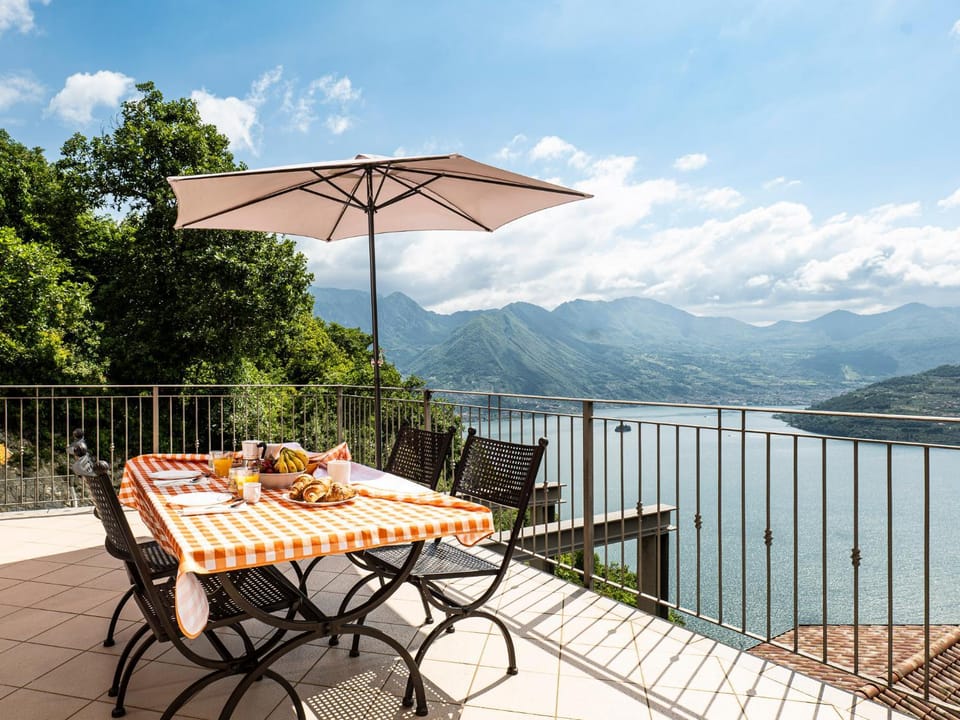 Garden, Dining area, Garden view