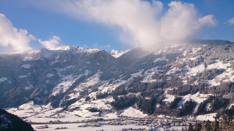 Winter, Skiing