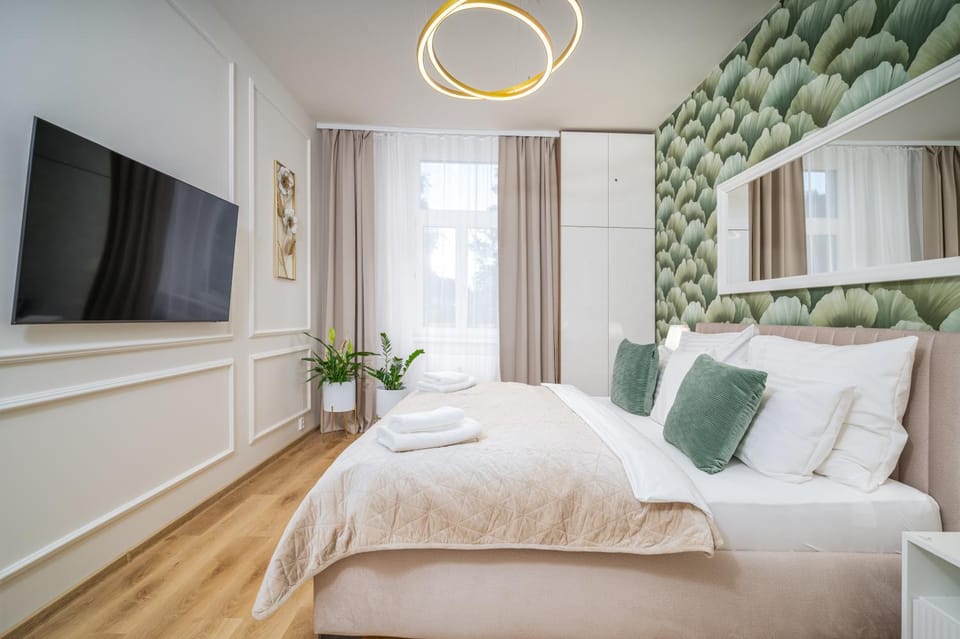 TV and multimedia, Seating area, Bedroom, towels
