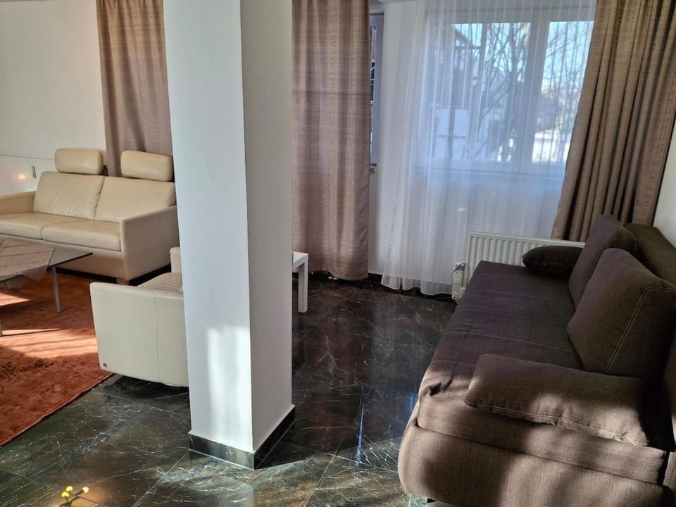 Finest Apartment near BMW Apartment in Munich