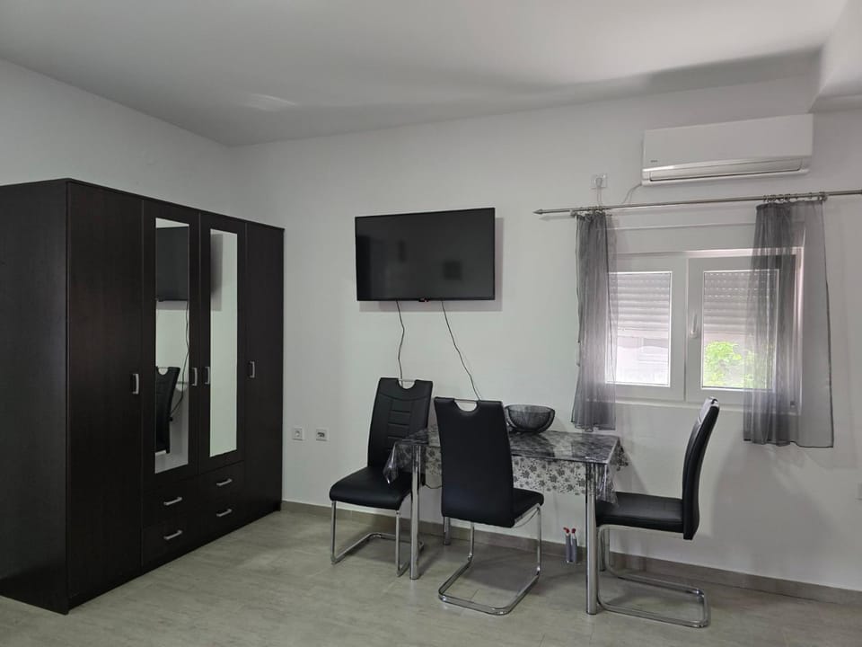 SunSea Studio Apartment Apartment in Kotor Municipality