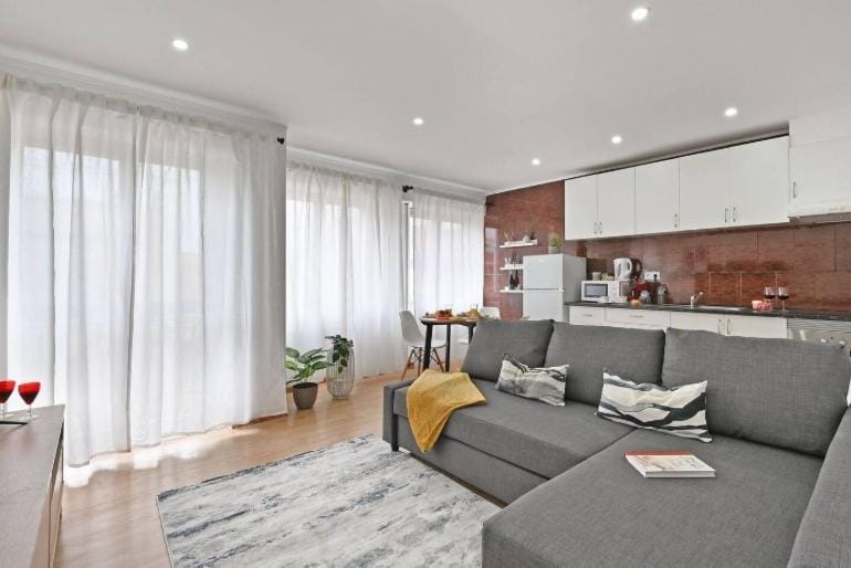Kitchen or kitchenette, Living room, Dining area