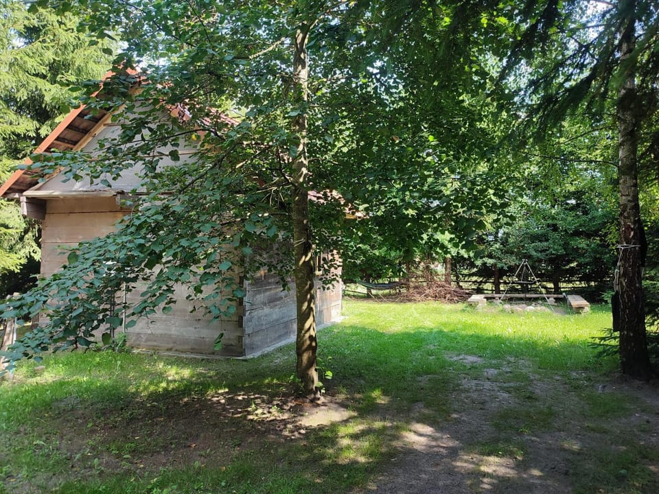 Property building, Day, Natural landscape, Garden, Garden view