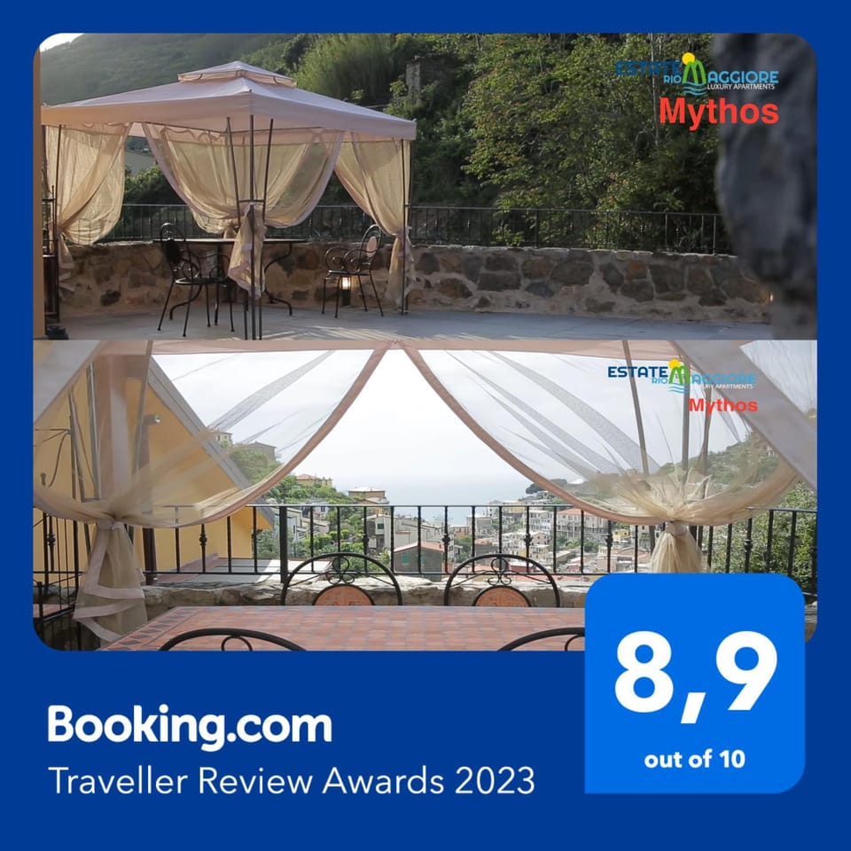 Property building, Balcony/Terrace, Sea view