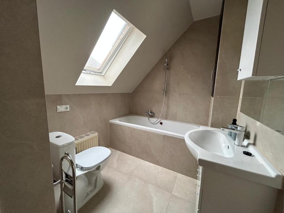 Toilet, Bathroom, Bath