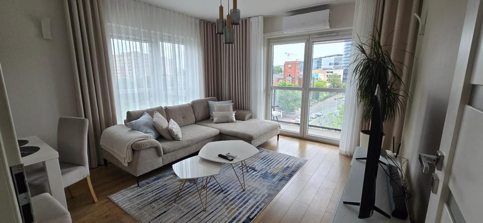 Living room, internet