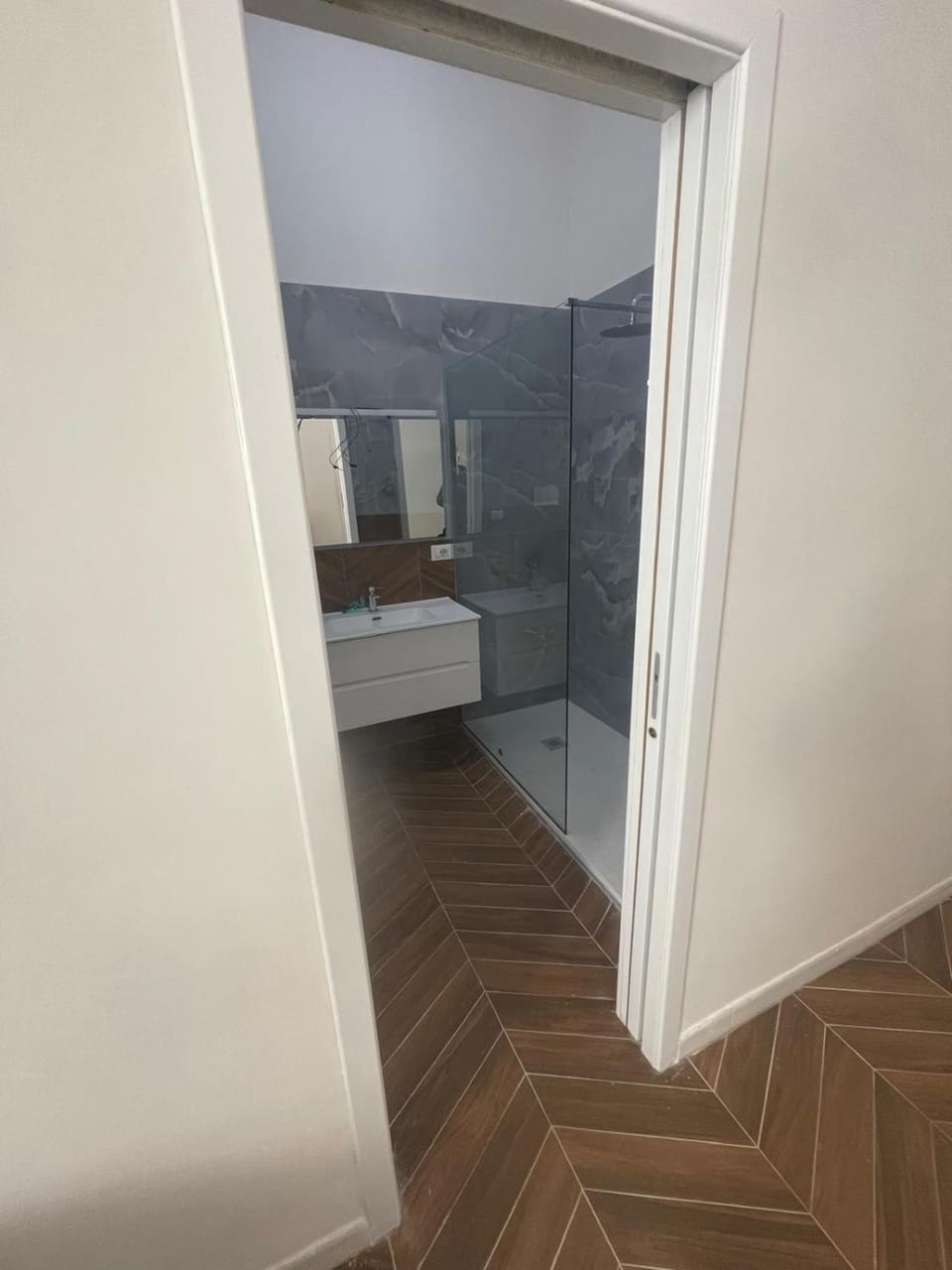 Shower, Bathroom
