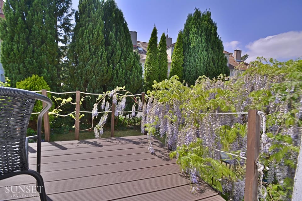 Spring, Day, Natural landscape, View (from property/room), Balcony/Terrace, Garden view