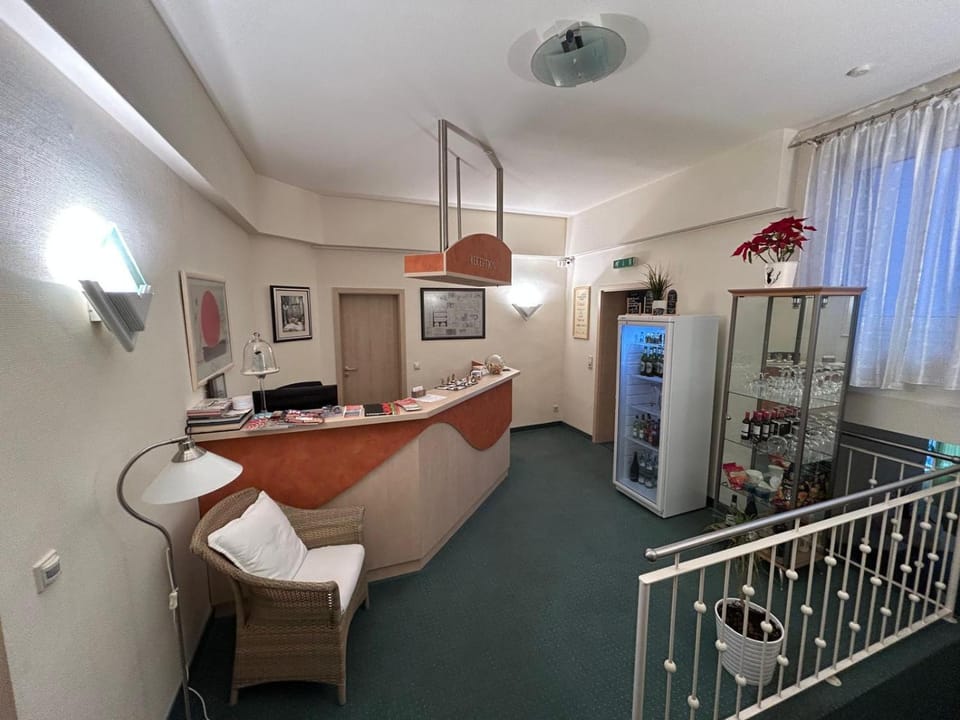Lobby or reception, minibar