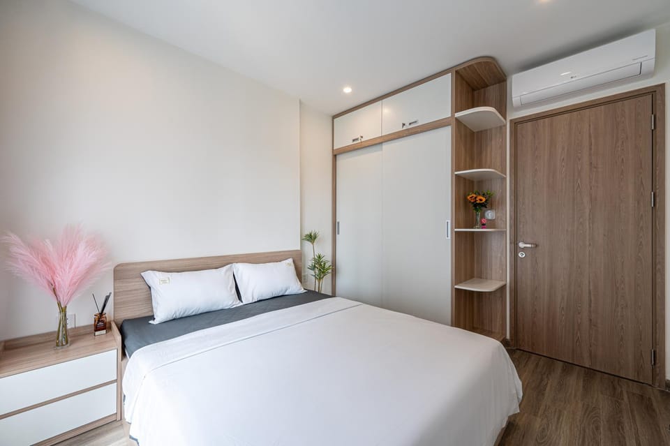 Bed, Photo of the whole room, Bedroom, wardrobe