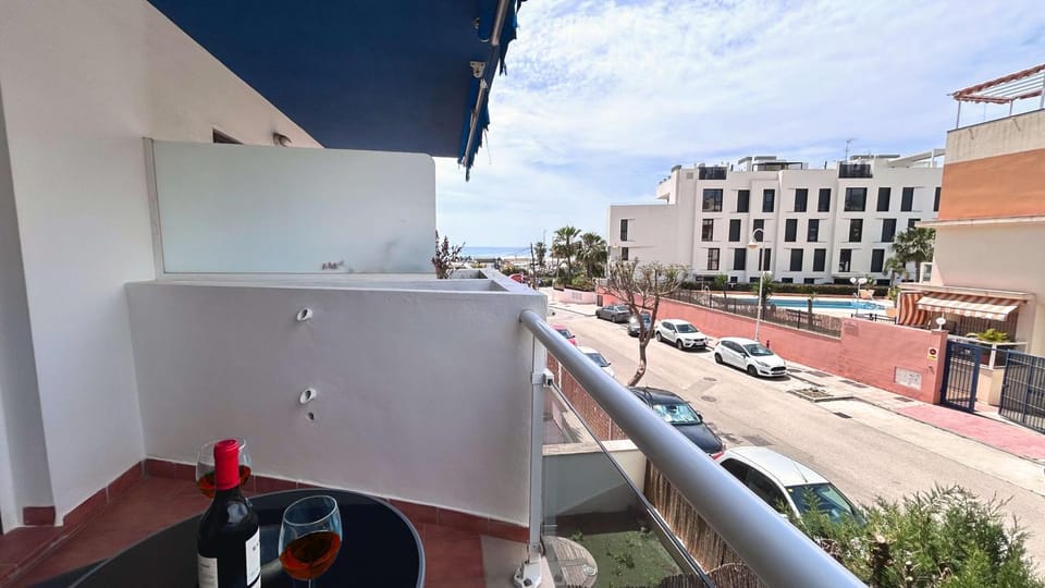 Day, Neighbourhood, View (from property/room), Balcony/Terrace, Sea view, Parking